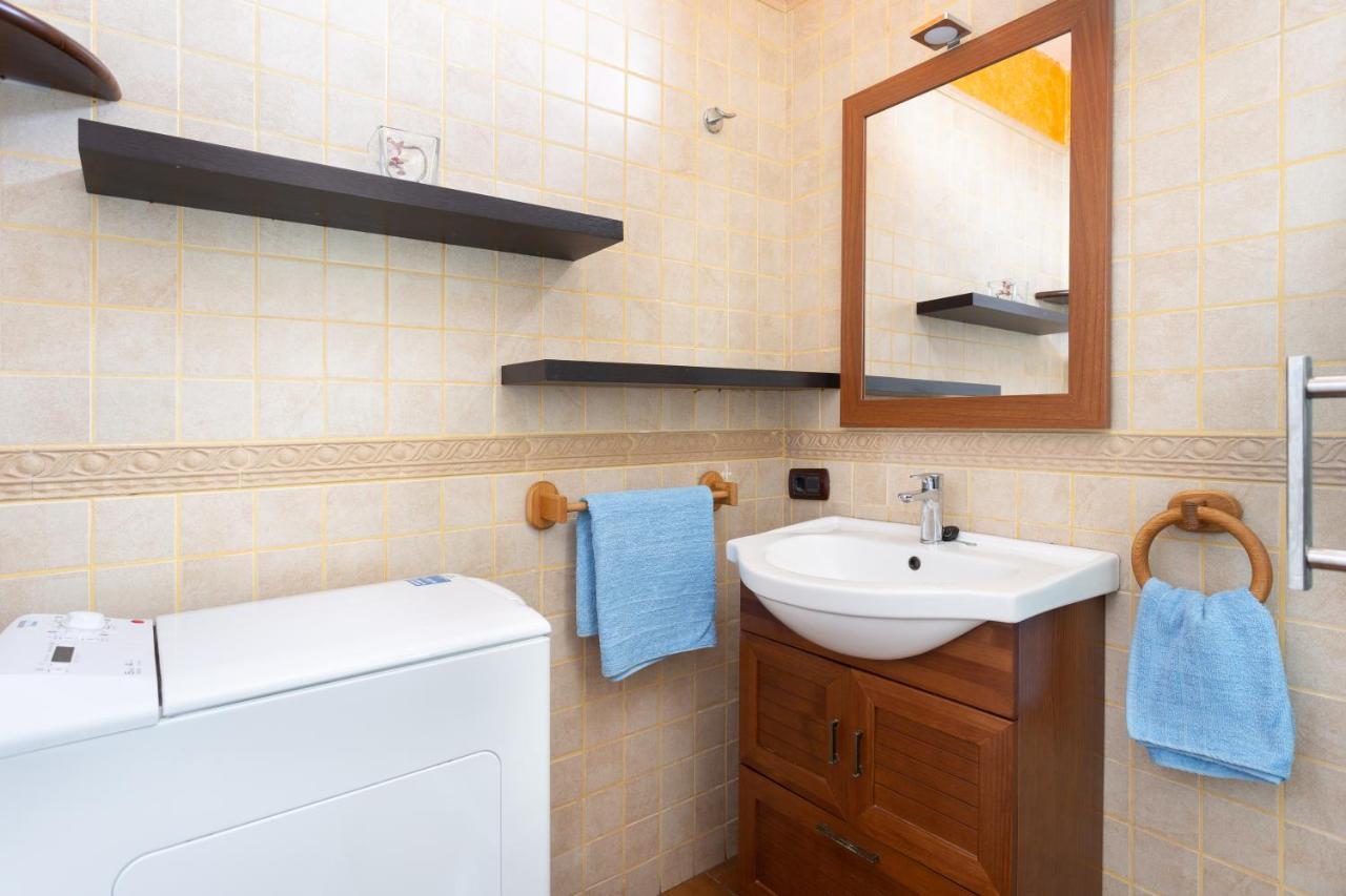 Apartamento En Primera Linea De Playa Con Aire Acondicionado Arona  Eksteriør bilde